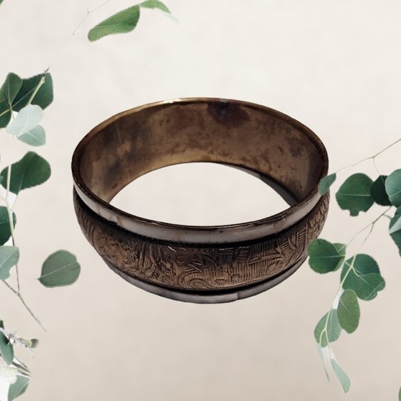 Bangle Bracelet - Brass & Mother of Pearl Inlay with Etched Elephants Trunk Up - Picture 5 of 9